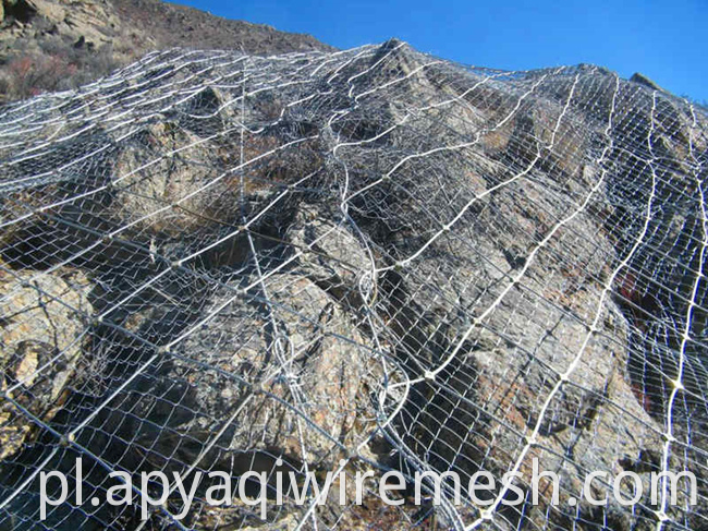 Rockfall z Mountain Slope Trwałe stokro